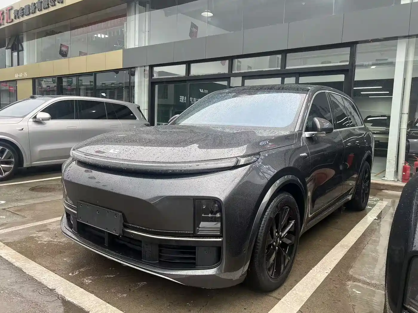 Li Auto Li L8 2023 Pro