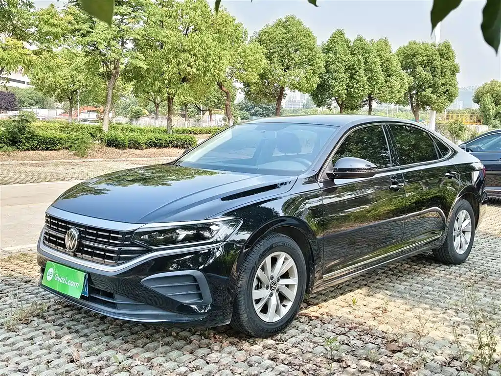 Volkswagen Passat 2024 280TSI Business Edition фото 2