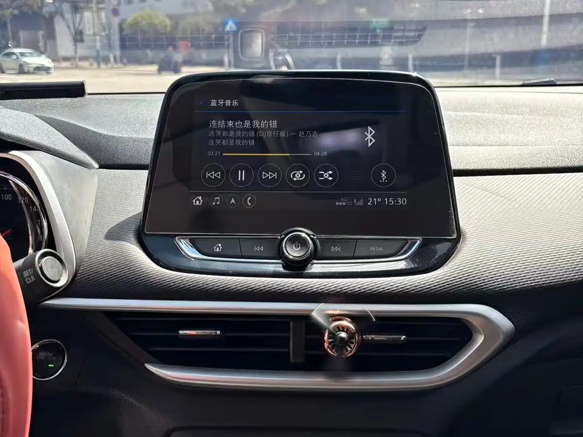 Chevrolet Trax 2019 325T Automatic Power Version (China VI) фото 6