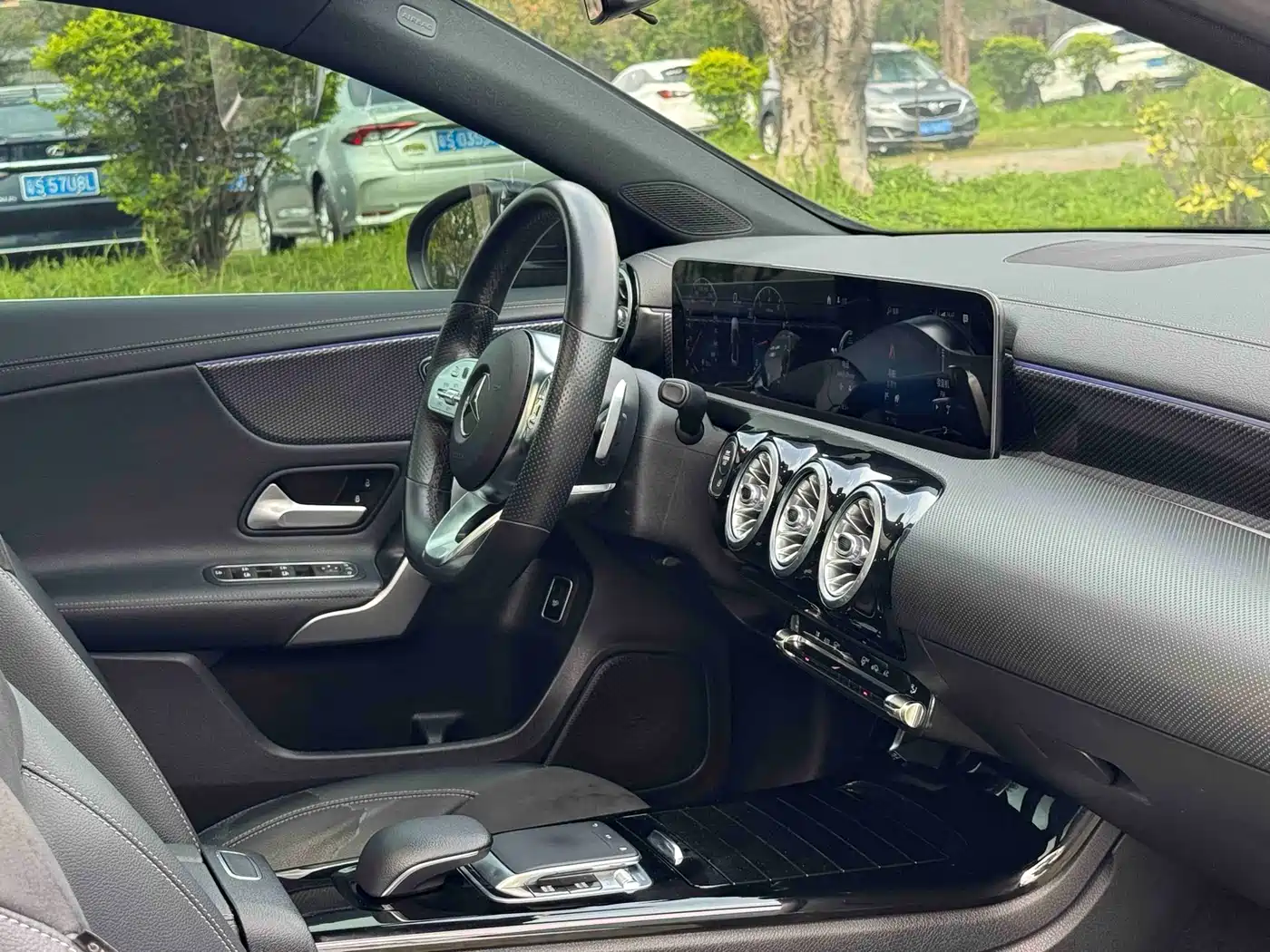 Mercedes-Benz A-Class 2020 A 200 L Sport Sedan фото 13