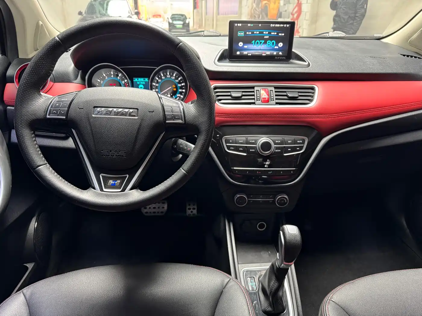 Haval H1 2016 Blue Label 1.5L AMT Luxury фото 9