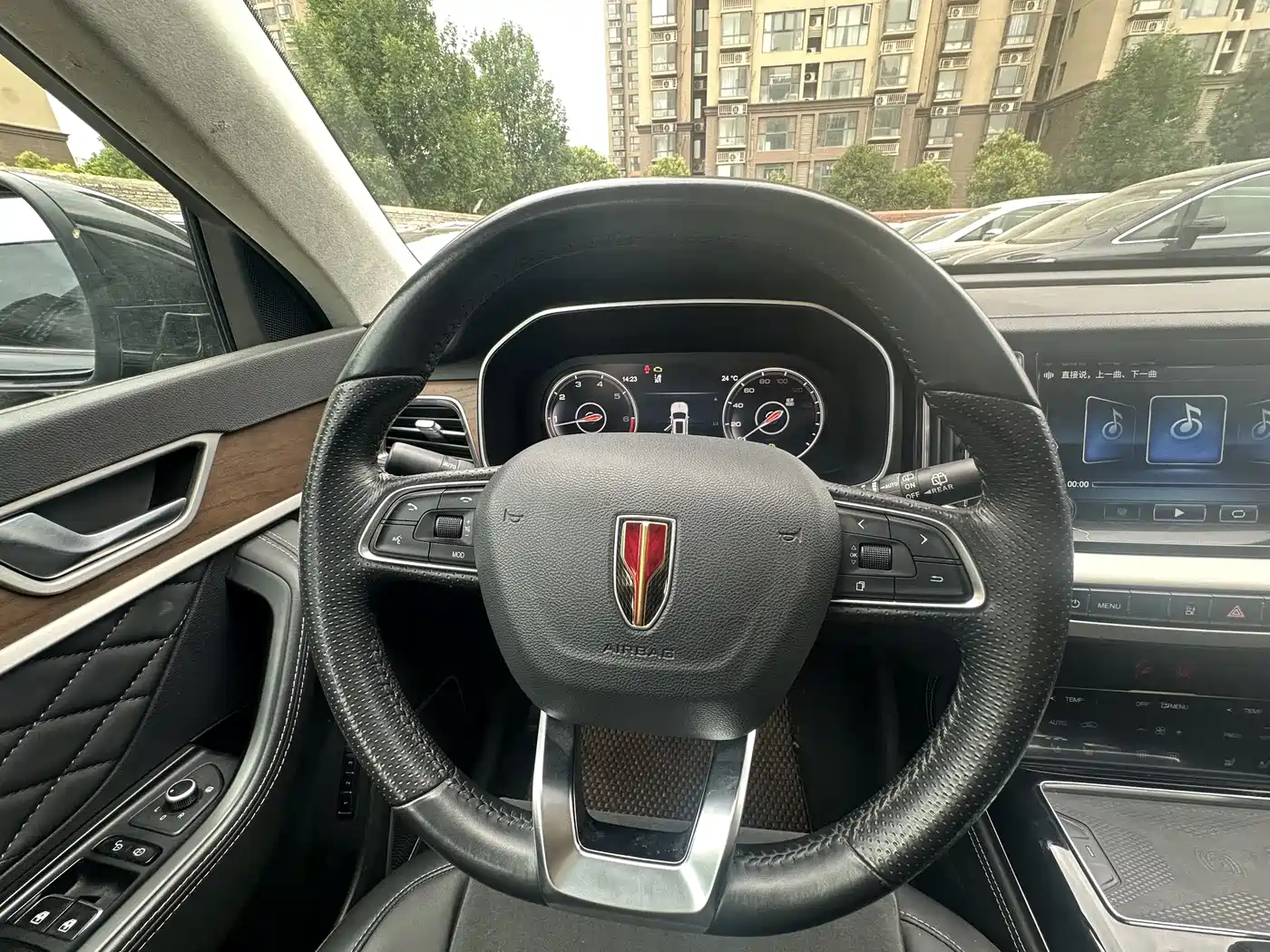 Hongqi HS7 2022 3.0T Automatic 4WD ZhiLian QiYue Edition 5-seater фото 12