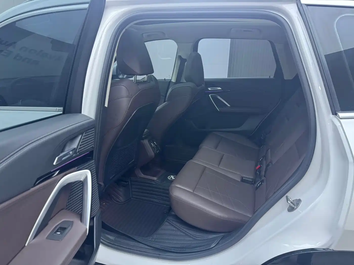 BMW X1 2024 sDrive20Li X Design Package фото 18