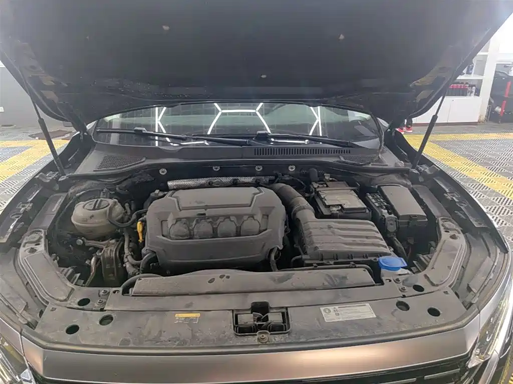 Volkswagen Passat 2024 380TSI Dragon Soaring Edition фото 20