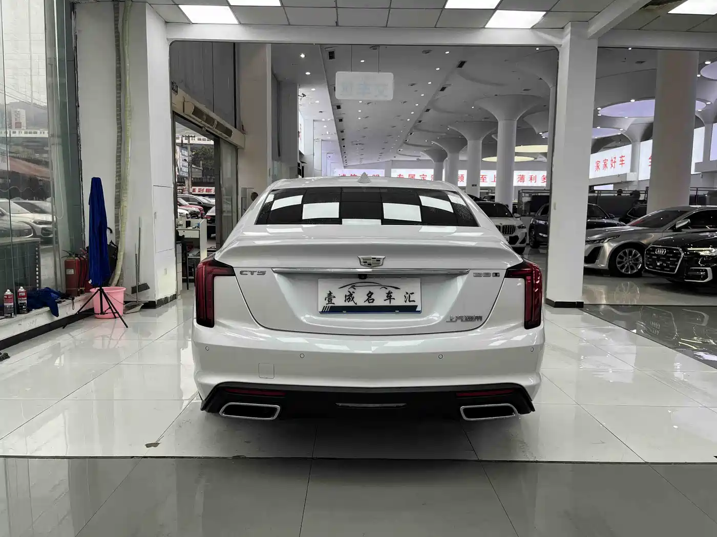 CADILLAC CT5
