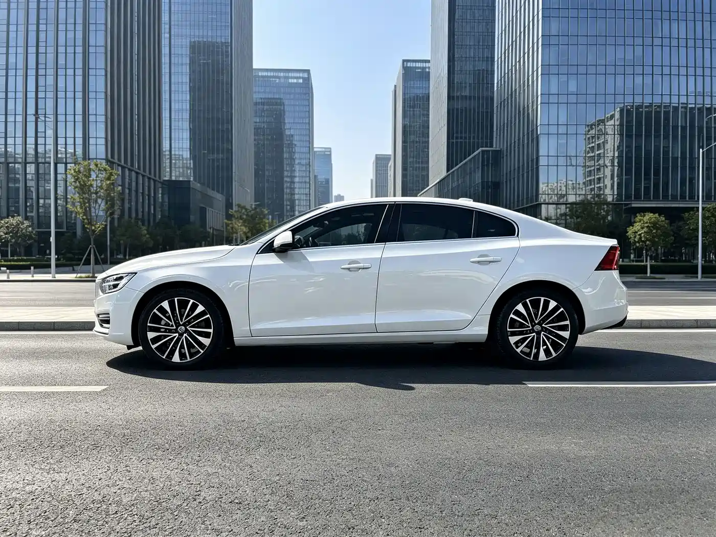 Фото 3 - Volvo S60