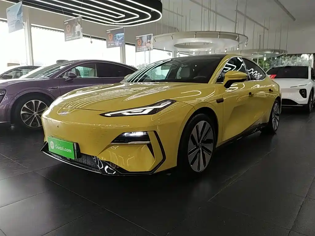 Geely Galaxy E8 2024 665km RWD Starship Voyager Edition
