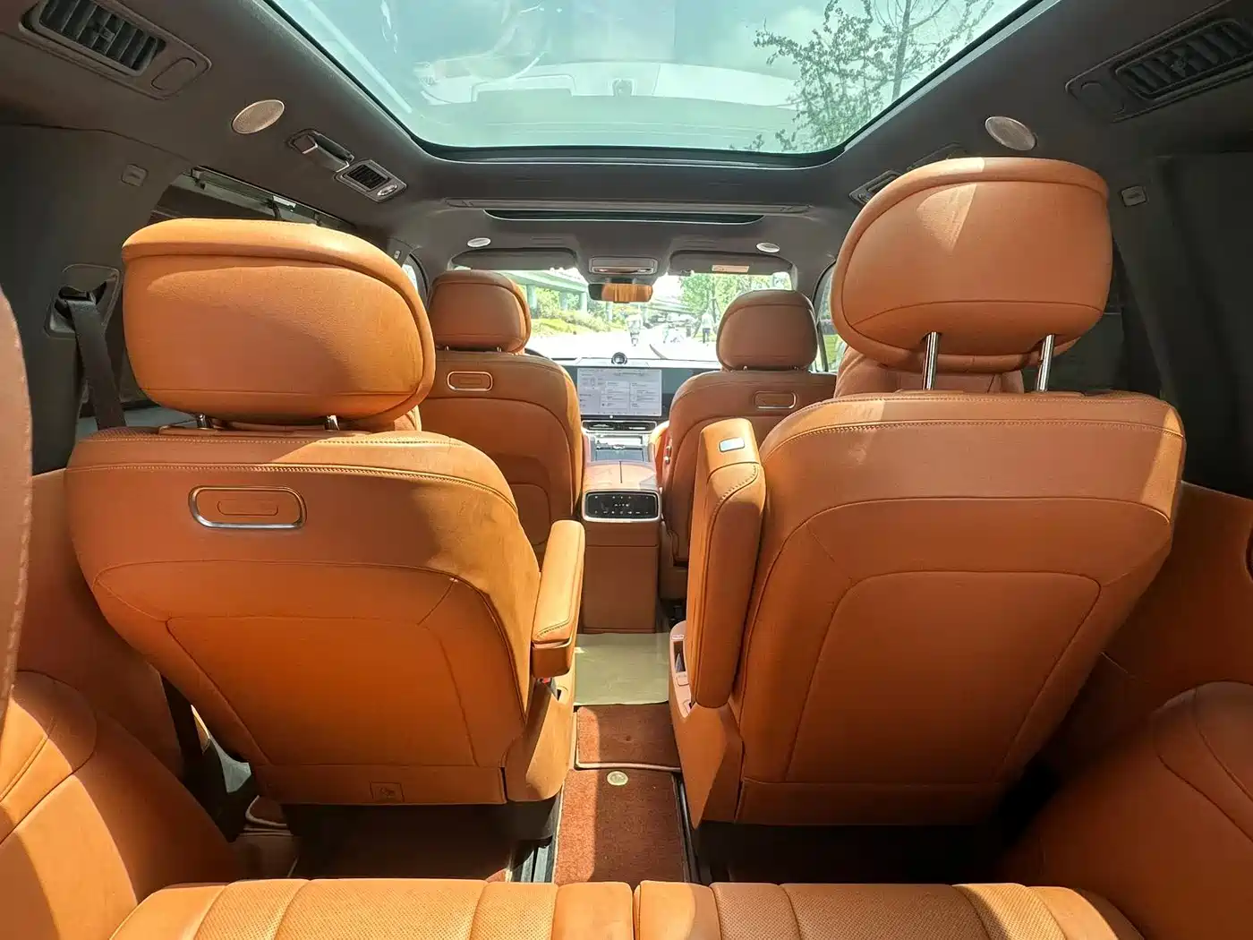 AITO Wenjie AITO M9 2024 Range Extender Ultra 52kWh 6-seater фото 9