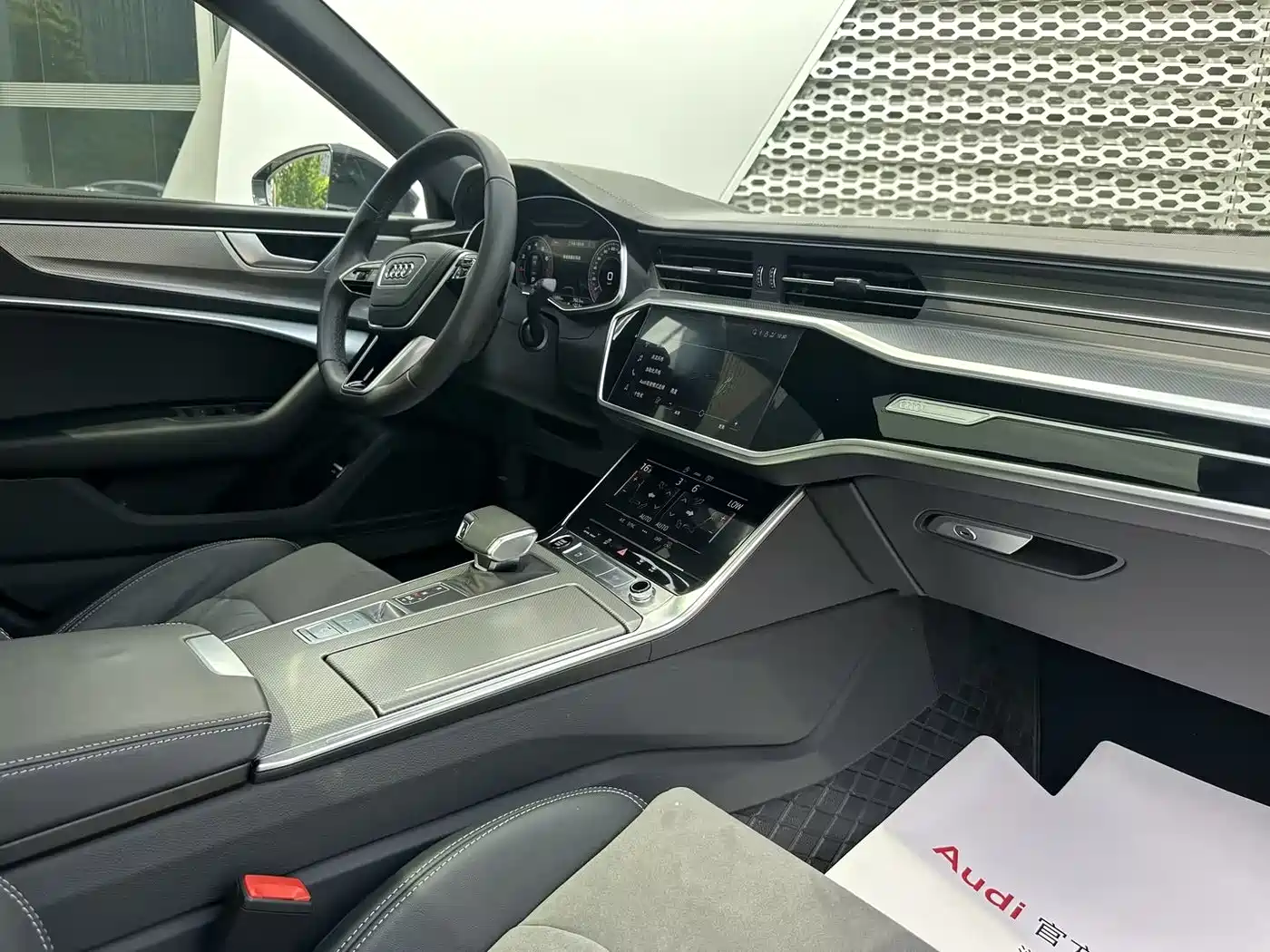 Audi A6L 2024 45 TFSI Premium Dynamic фото 15