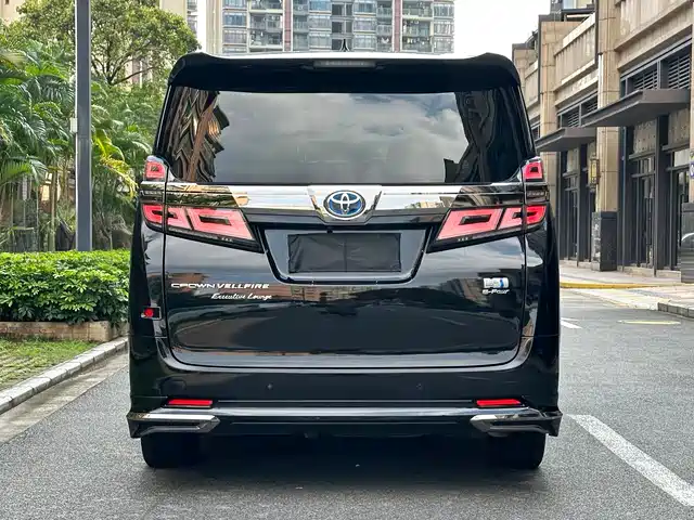 Toyota Vellfire 2021 Crown Hybrid 2.5L HV Premium Edition — фото 4