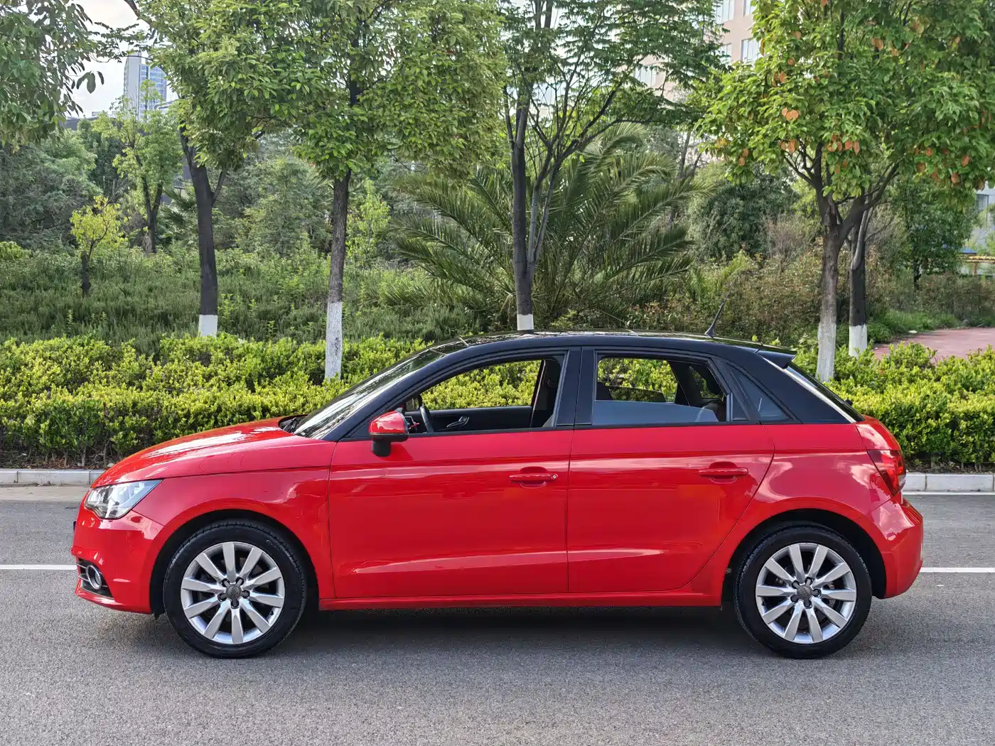 Audi A1 2013 Model 30 TFSI Sportback Ego фото 17