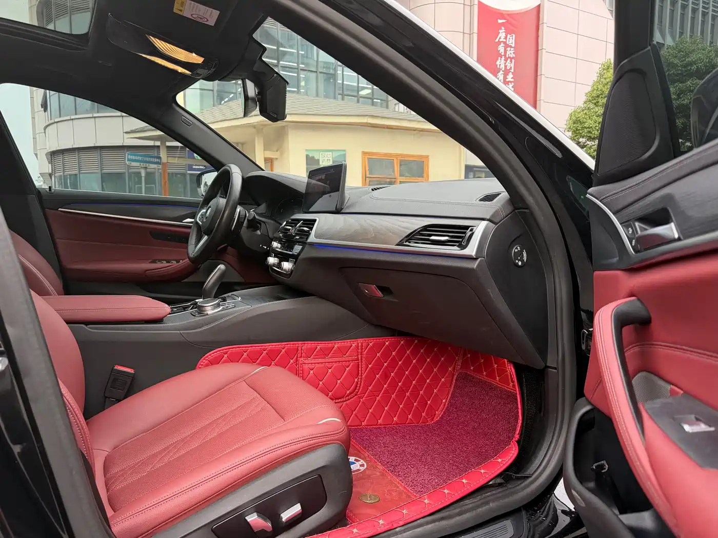 BMW 5 Series 2021 530Li Leading M Sport Package фото 5