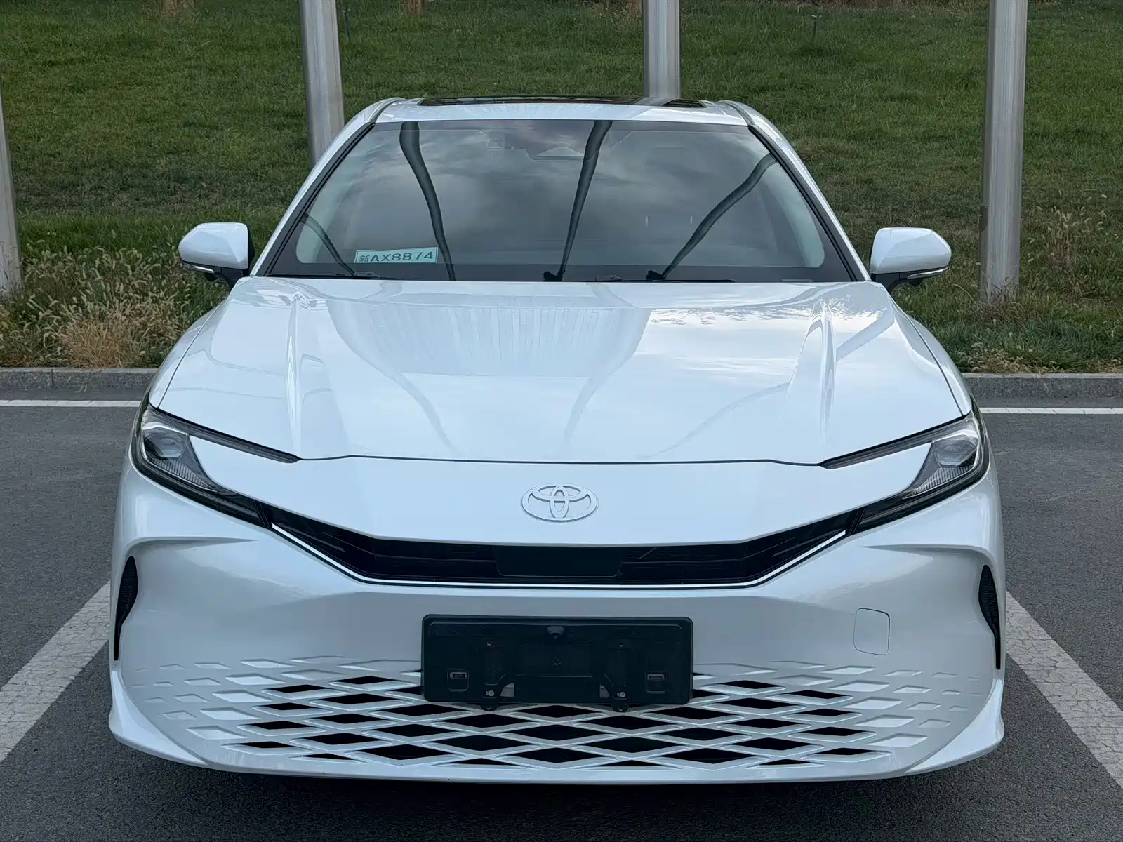 Фото 2 - Toyota Camry