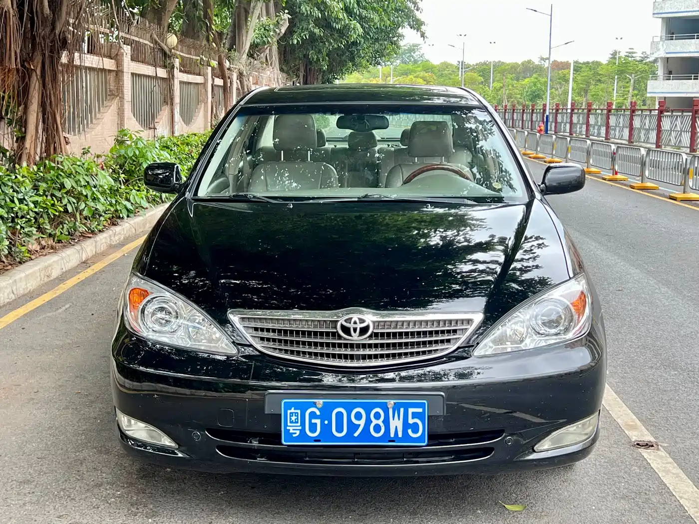 Toyota Camry (Overseas) 2005 2.4 Luxury Edition фото 2