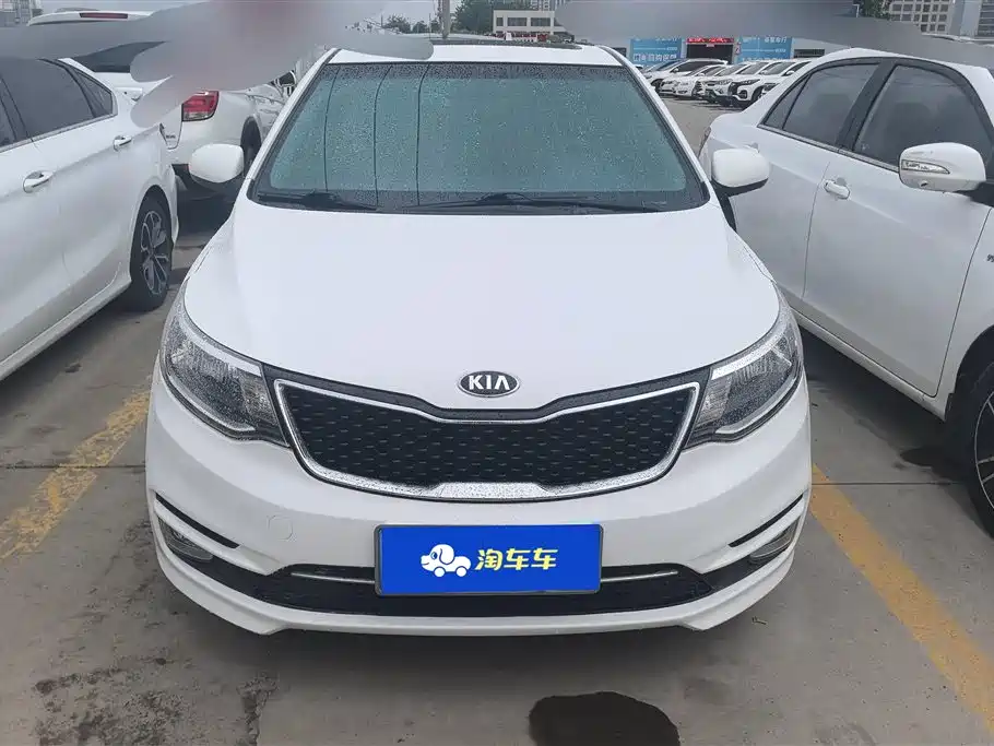 Kia K2 2015 Hatchback 1.4L AT GLS фото 2