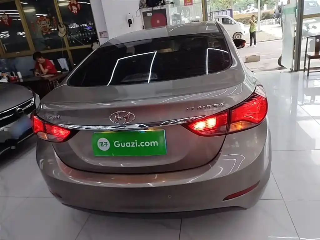 Hyundai Langdong 2016 1.6L Automatic Premium Edition фото 6