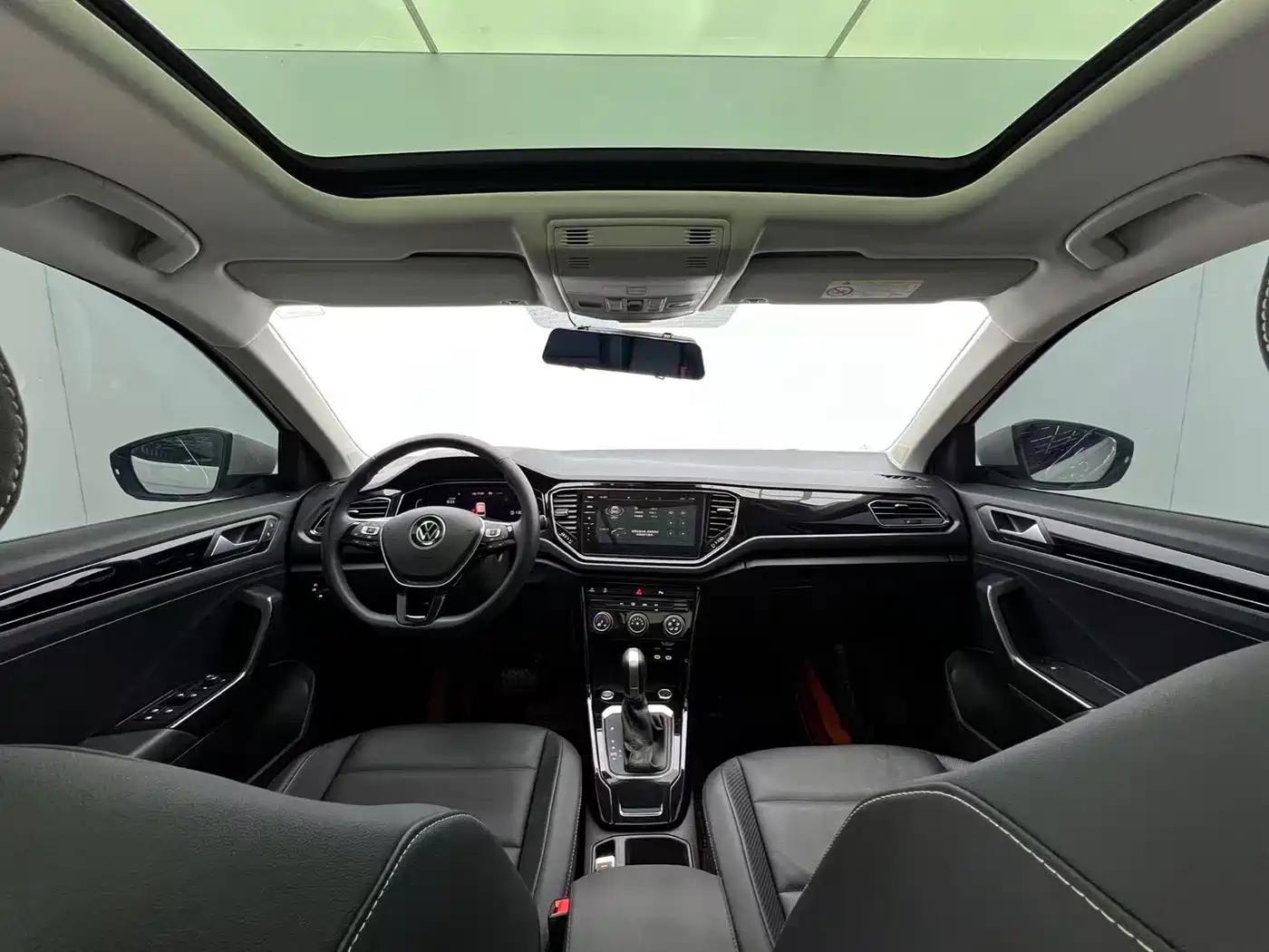 Volkswagen T-ROC 2022 280TSI DSG 2WD Comfort PLUS фото 12