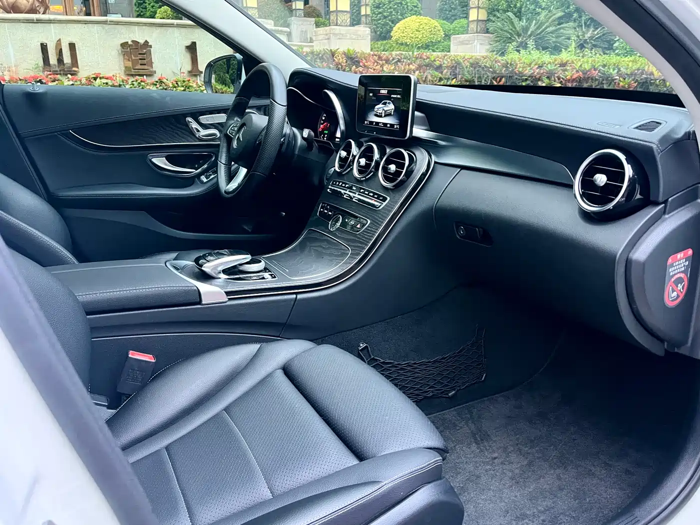 Mercedes-Benz C-Class 2017 C 200 L Sport фото 14
