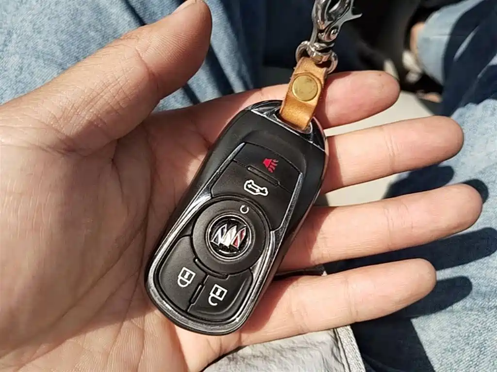 BUICK GL8