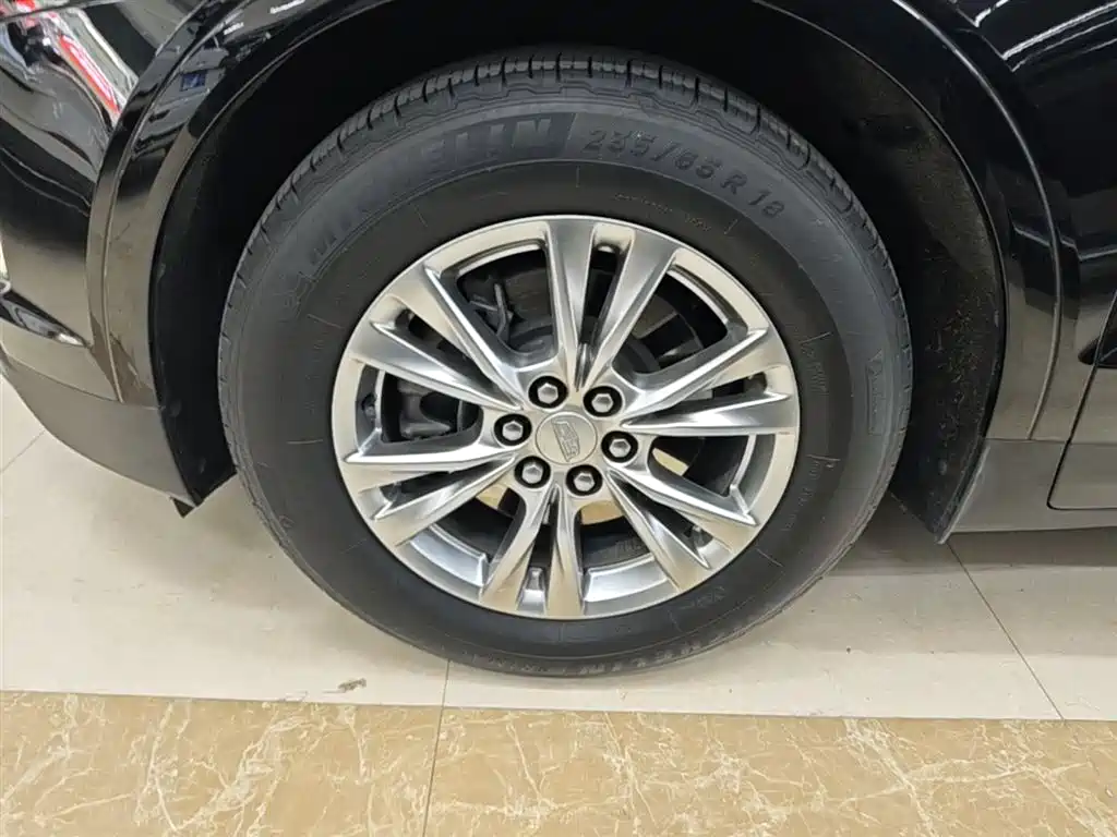 Cadillac XT5 2022 2.0T 2WD Luxury фото 23