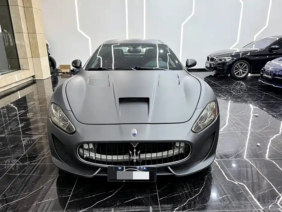 Maserati GranTurismo 2012 2007 4.2L Standard