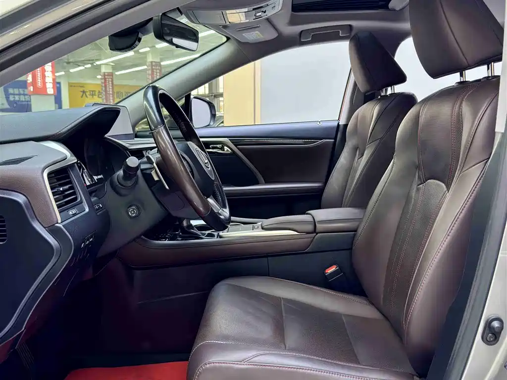 Lexus RX 2020 300 2WD Comfort Edition China VI фото 7