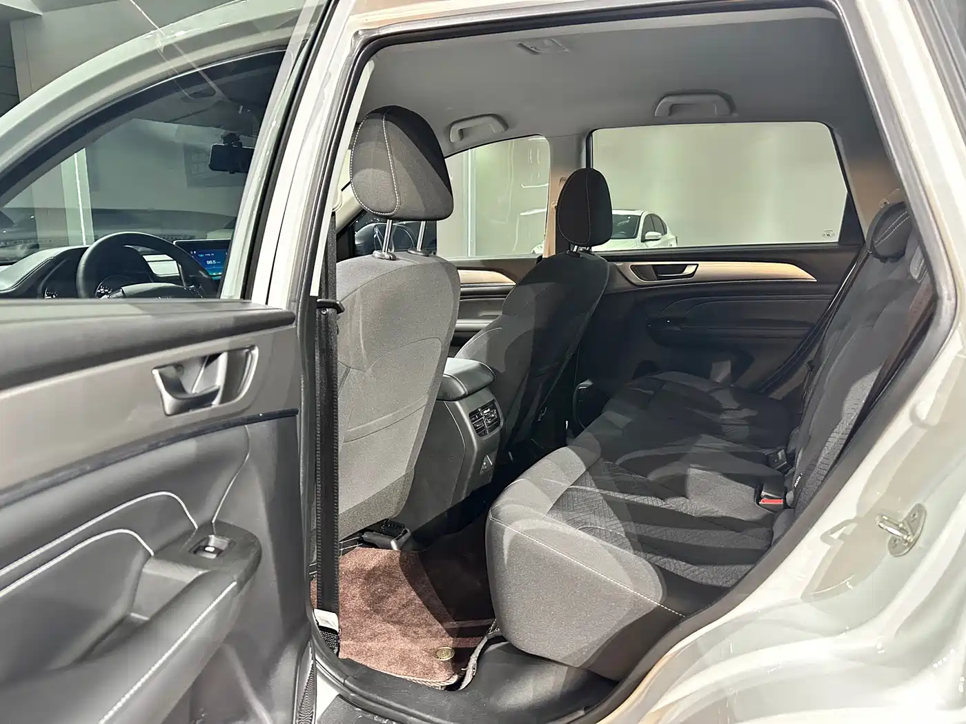 Haval M6 2024 2023 PLUS 1.5T Manual Elite Smart Connect