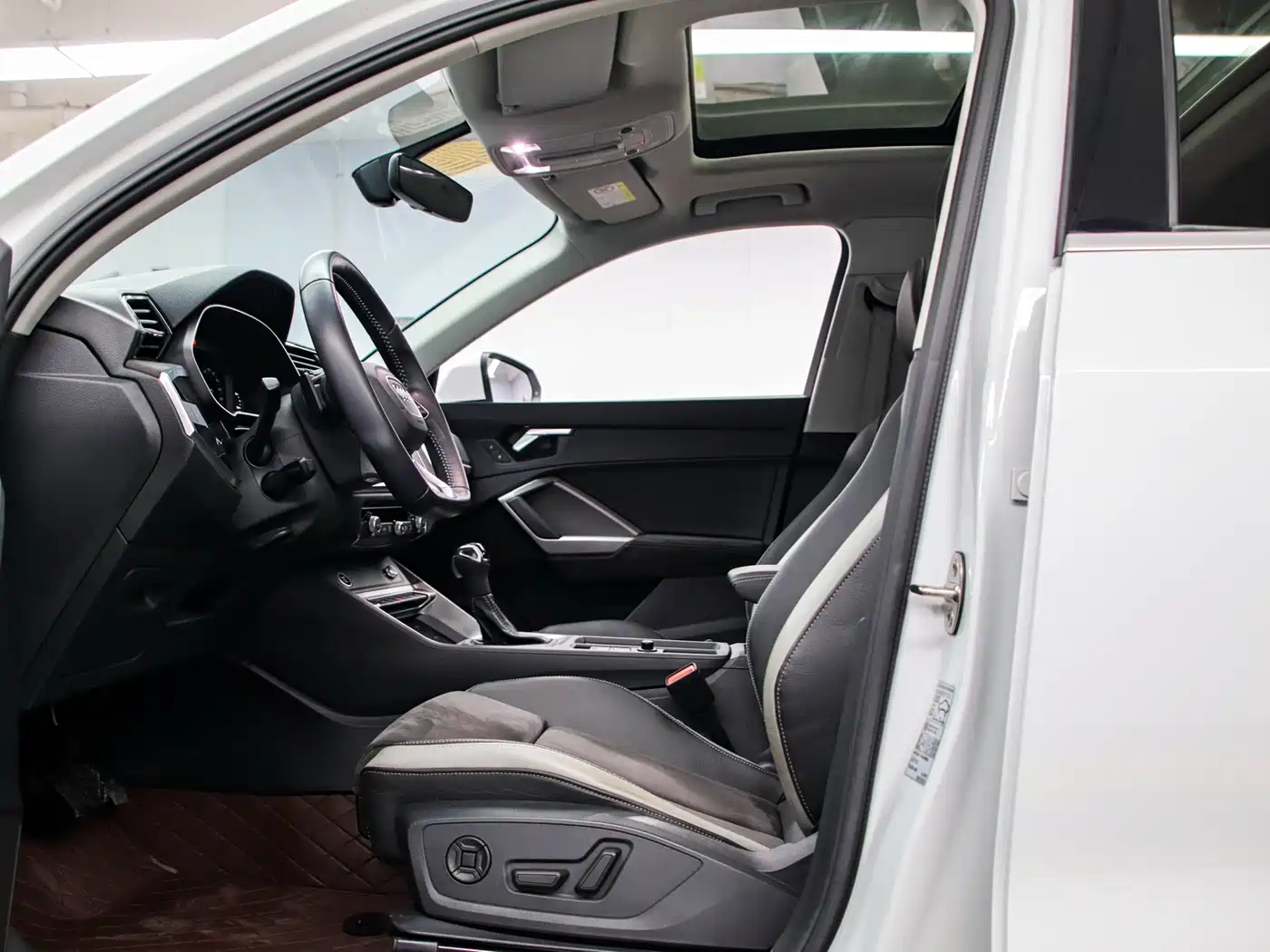 Audi Q3 2022 35 TFSI Fashion Dynamic фото 13
