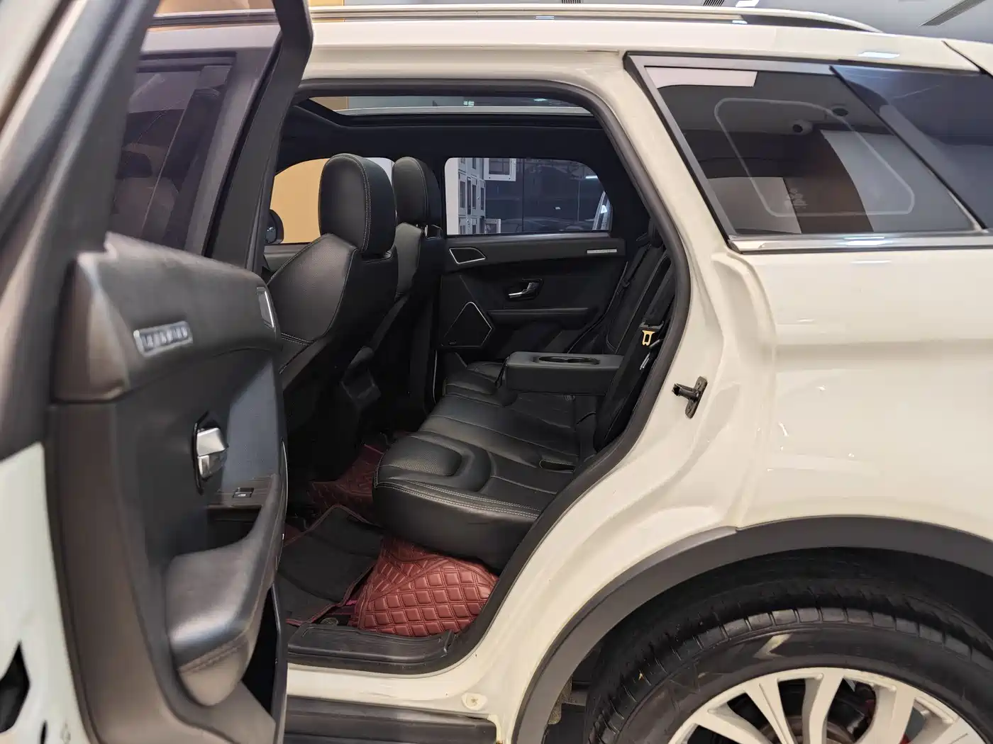 Landwind X7 2017 2015 2.0T Panoramic Flagship Edition