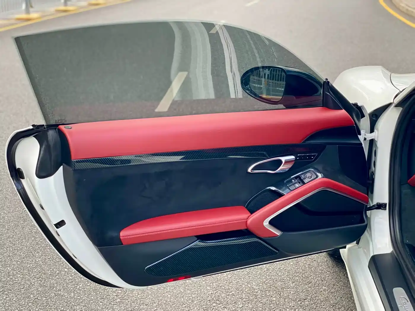 Porsche 718 2016 Cayman 2.0T фото 10