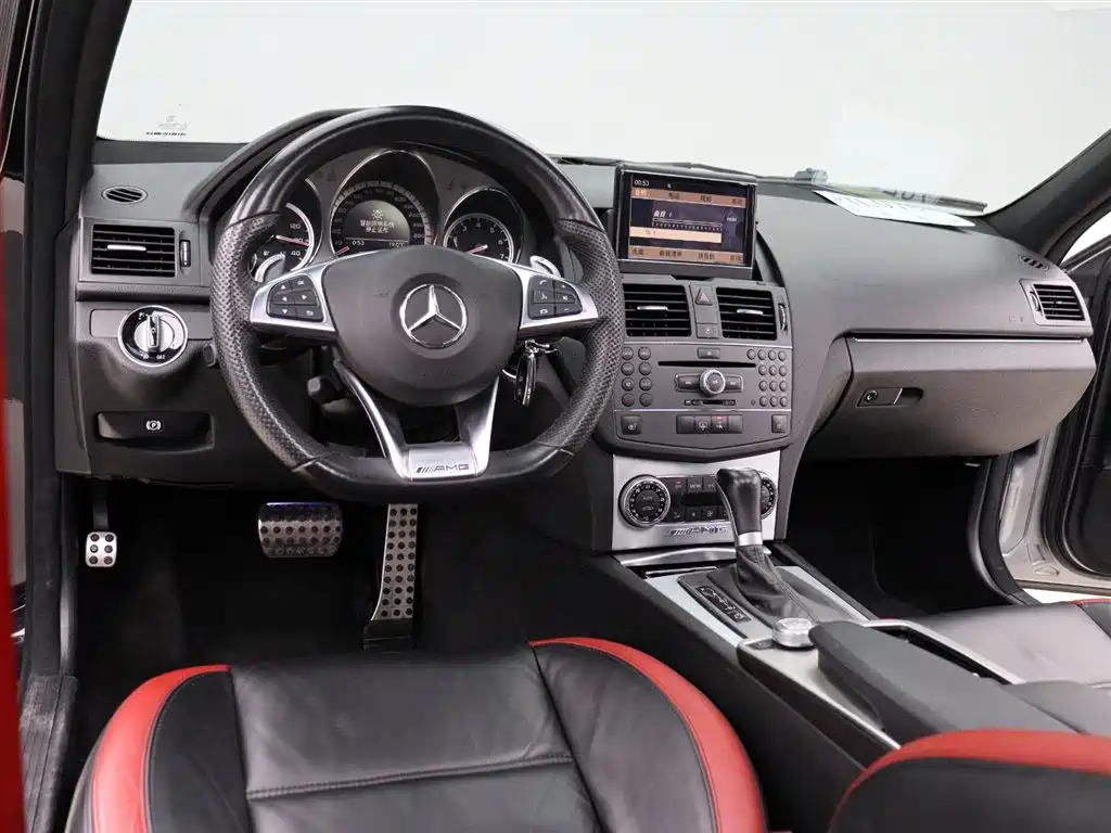Mercedes-Benz C-Class AMG 2010 AMG C 63 Sport Enhanced Edition фото 8