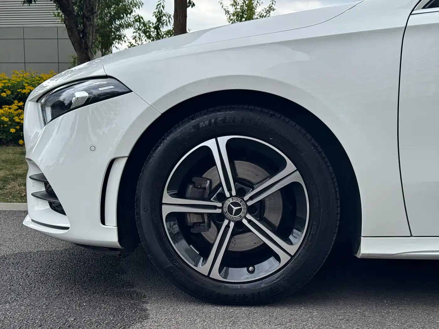 Mercedes-Benz A-Class 2022 Facelift III A 200 L Sport Sedan Fashion фото 6