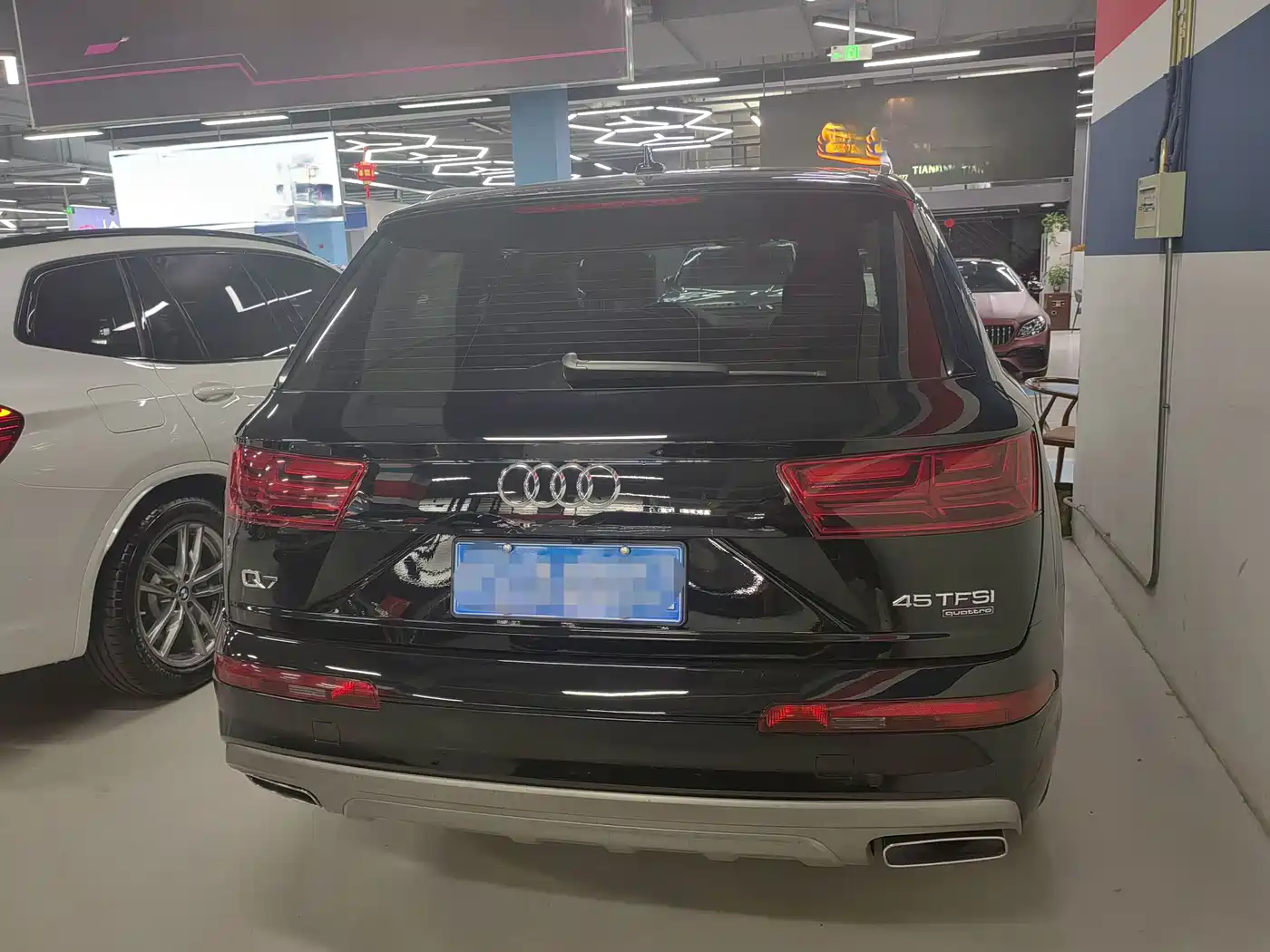 AUDI Q7