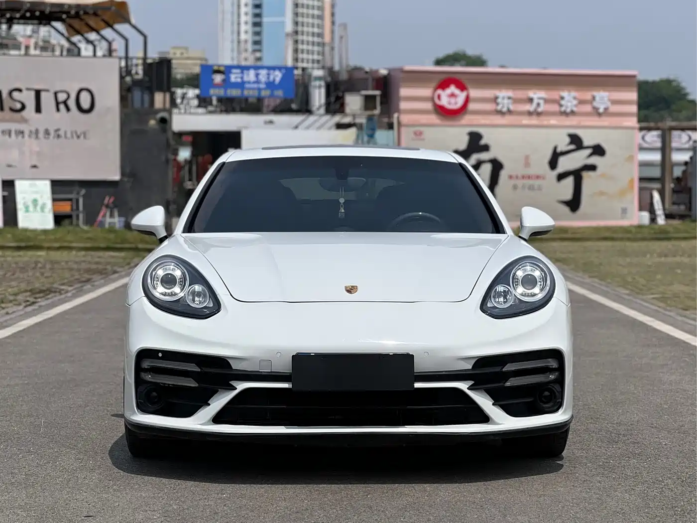 Porsche Panamera 2014 Panamera 3.0T фото 2