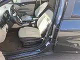 Photo 11 - Buick Verano