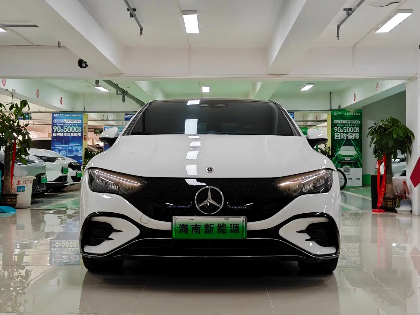 Mercedes-Benz EQE 2022 350 Luxury Edition фото 2