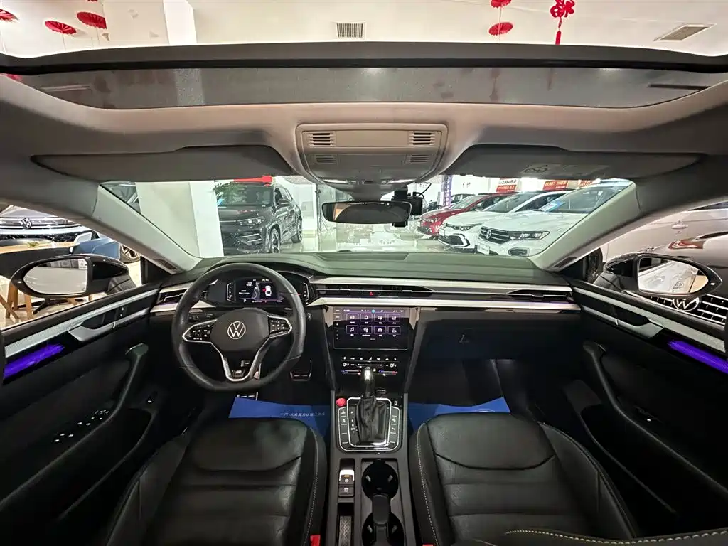 Volkswagen FAW-Volkswagen CC 2023 380TSI Eye-catching Edition фото 7