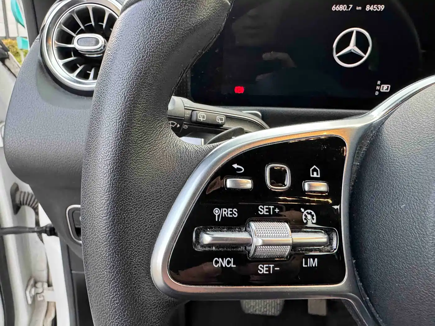 Mercedes-Benz GLB 2020 GLB 200 Dynamic фото 15