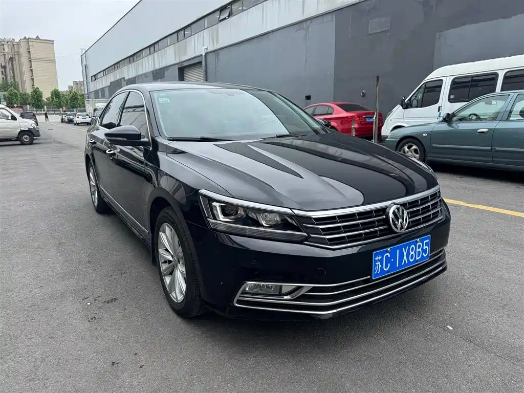 Volkswagen Magotan 2020 280TSI DSG Leading фото 2