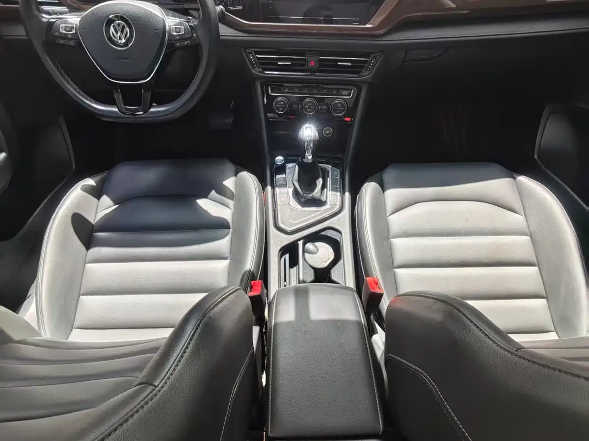 Volkswagen Tharu 2020 Model 280TSI 2WD Luxury Plus China VI фото 5
