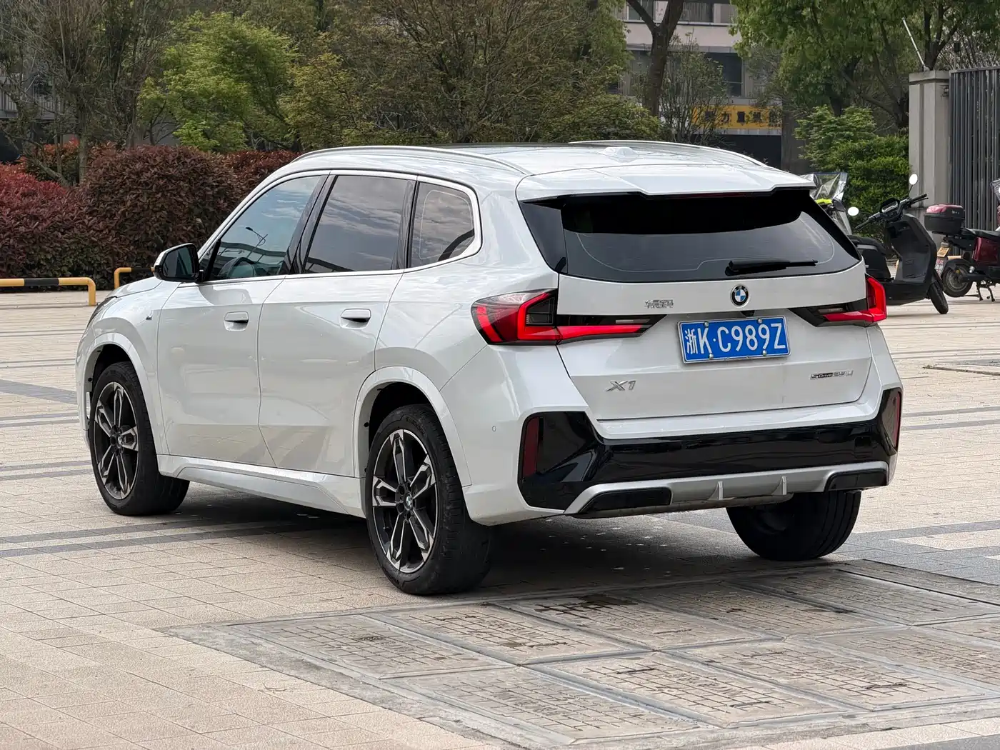 BMW X1 2023 sDrive25Li M Sport Package фото 8