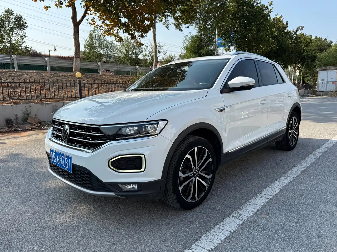 صورة 1 - Volkswagen T-ROC