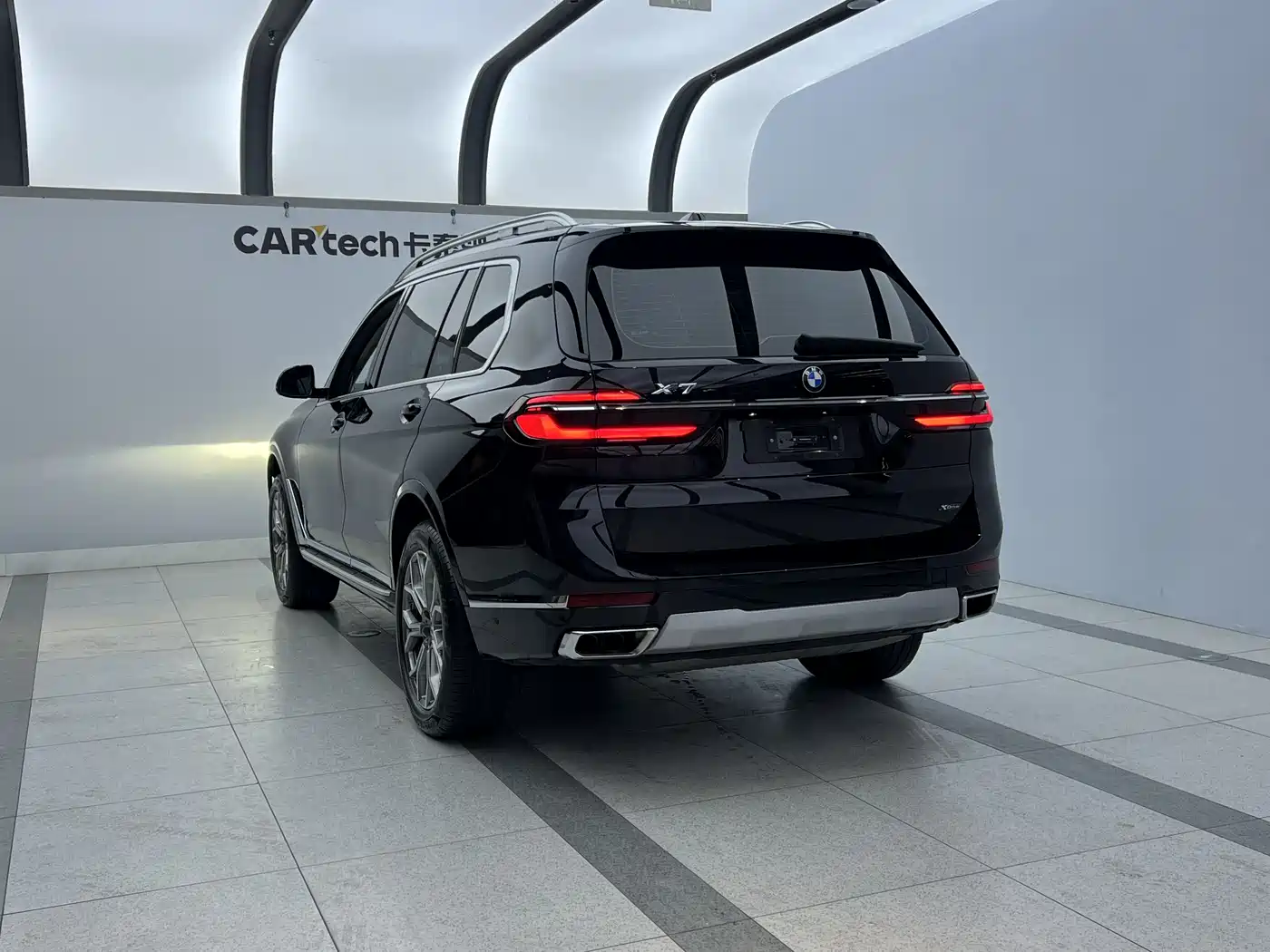 BMW X7 2024 xDrive40i Leading Luxury Package фото 2