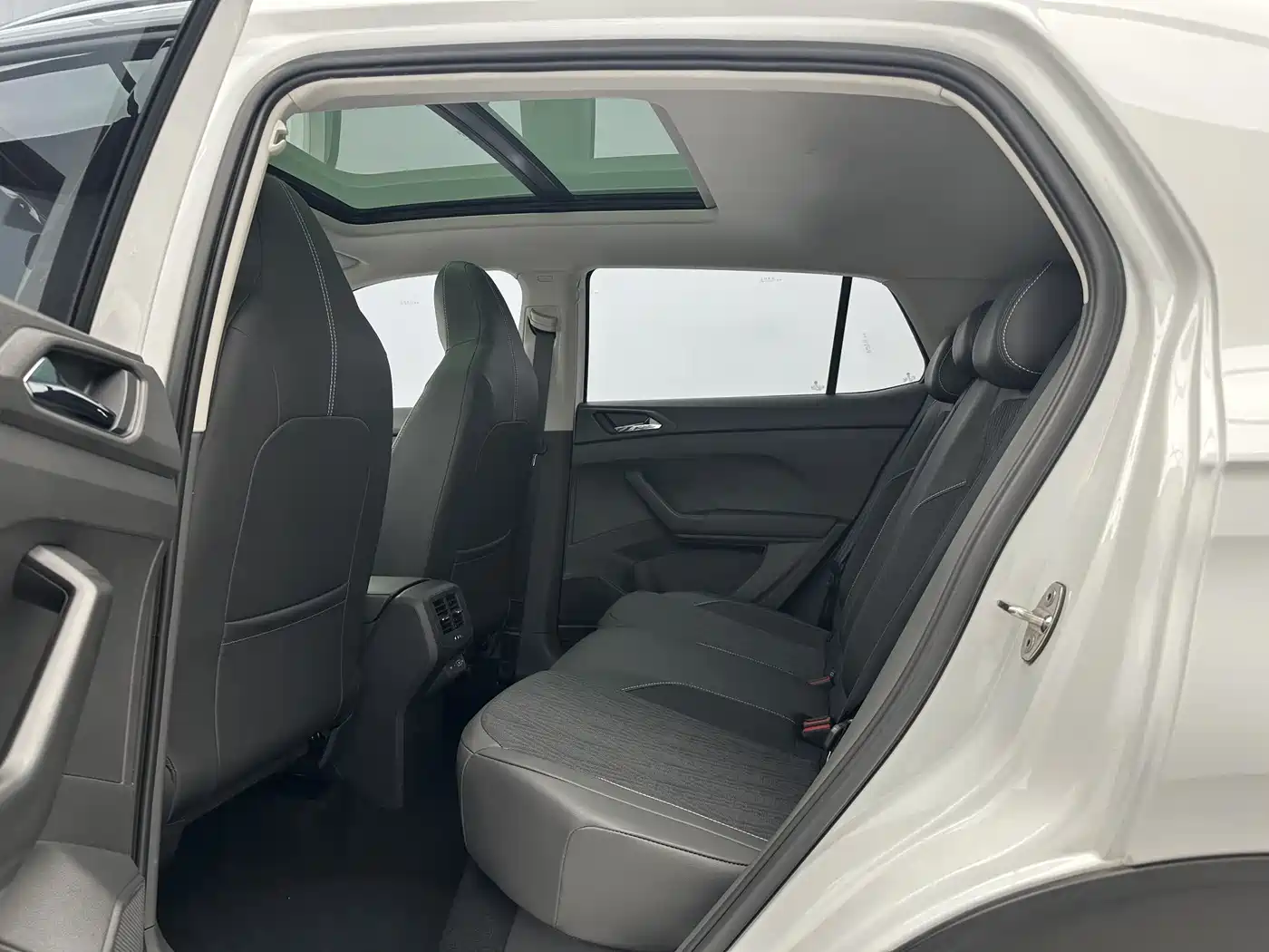 VOLKSWAGEN TU KAI