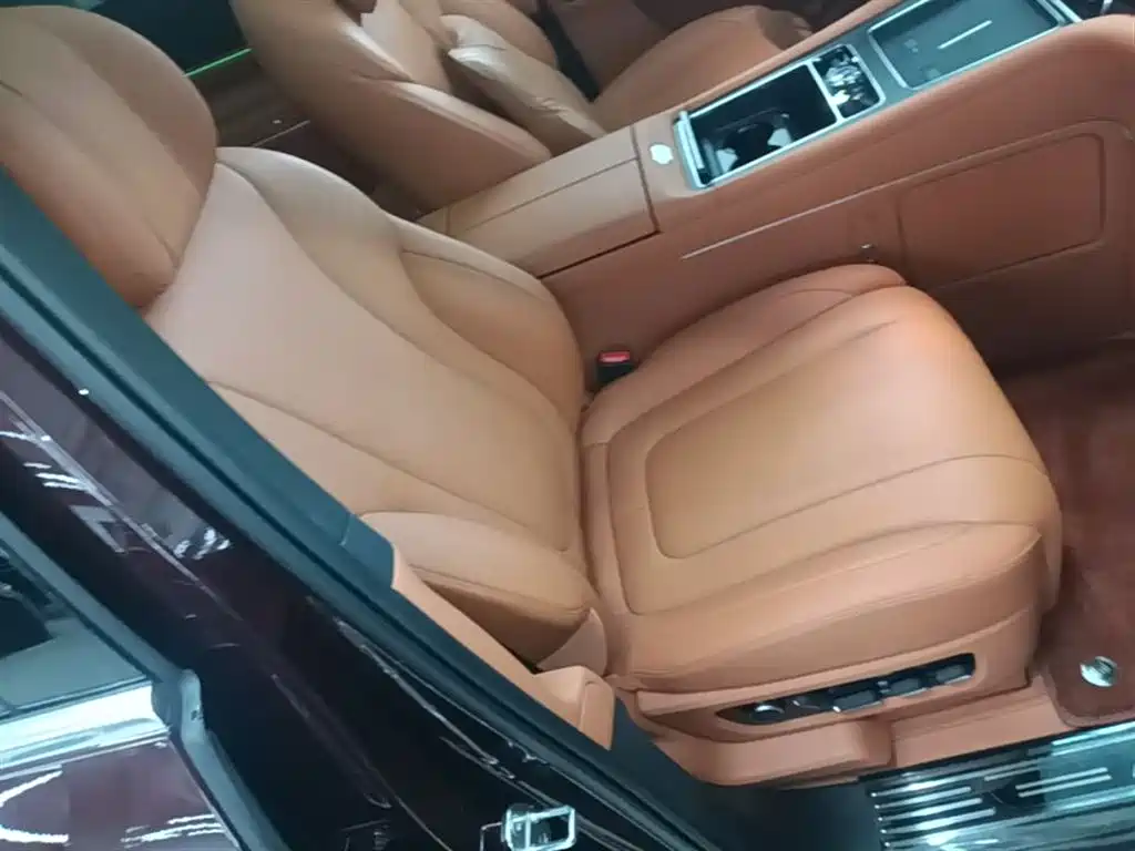 AITO Wenjie AITO M9 2025 Extended Range Ultra 52kWh 6-Seater фото 25