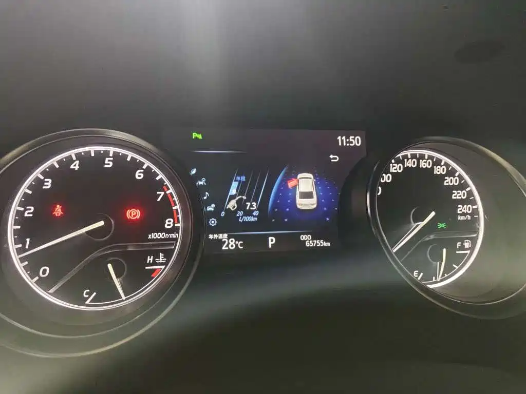 Toyota Camry 2019 2.5G Luxury (China V) фото 9