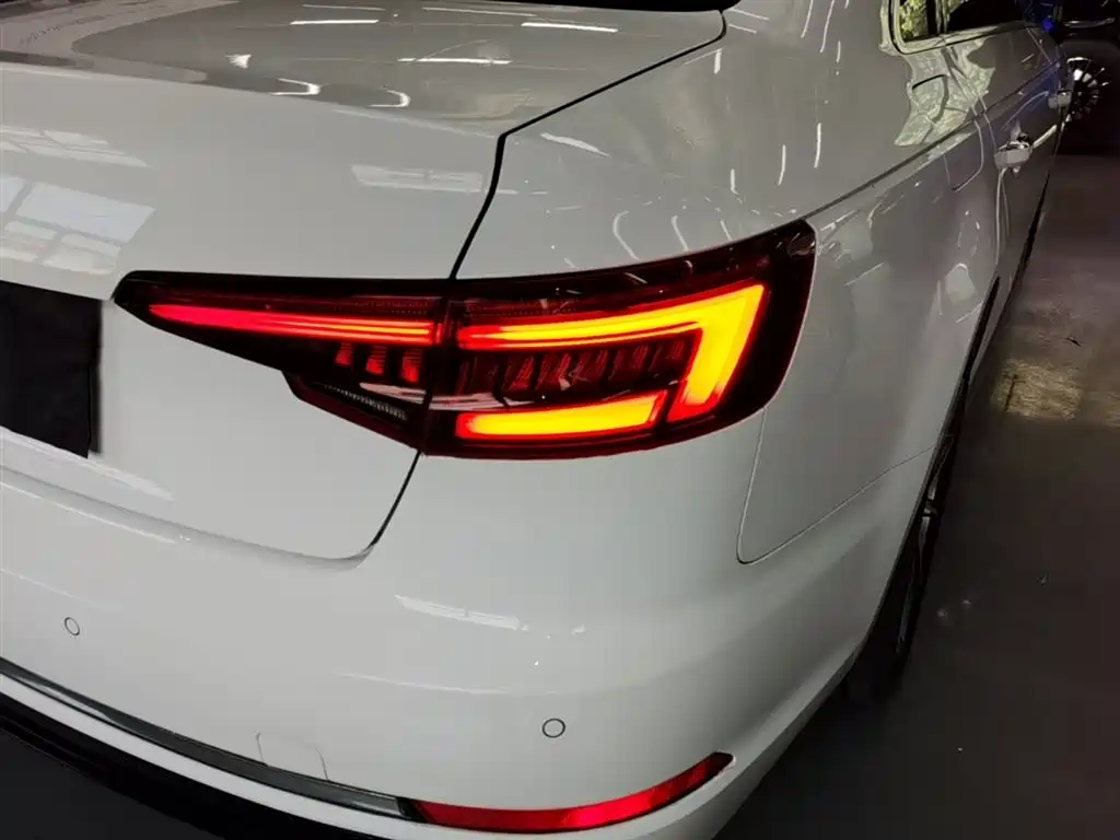 Audi A4L 2018 30th Anniversary 40 TFSI Progressive фото 8