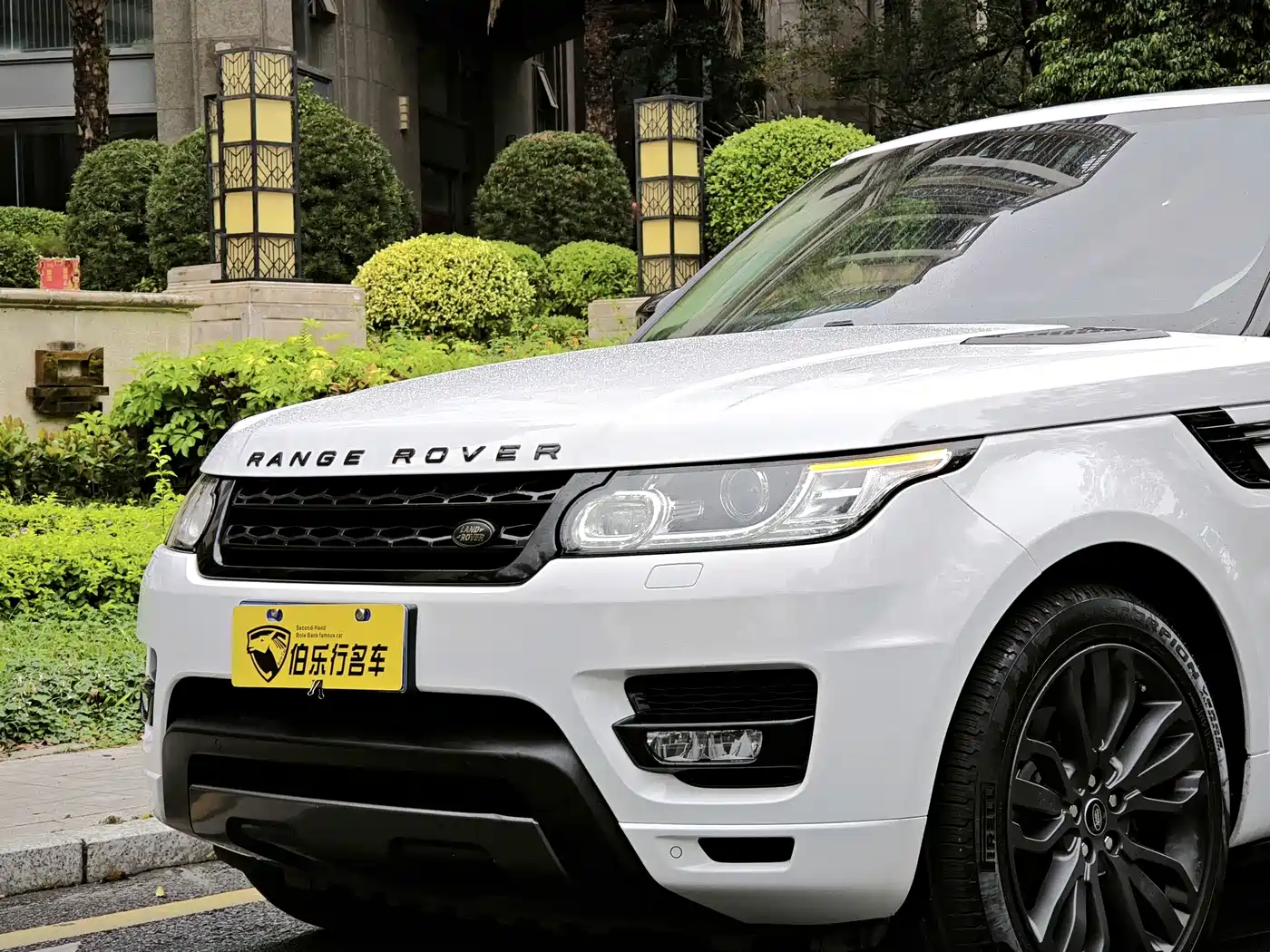 Land Rover Range Rover Sport 2017 3.0 SC V6 HSE фото 3
