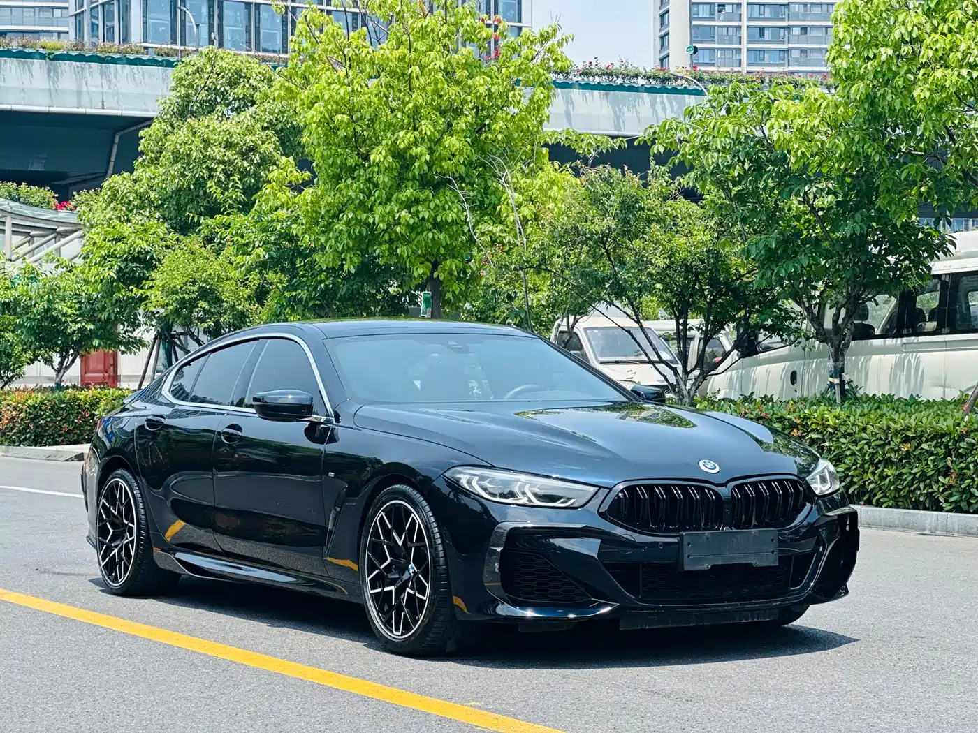 BMW 8 Series 2021 Facelift 840i 4-Door Gran Coupe M Sport Package фото 3