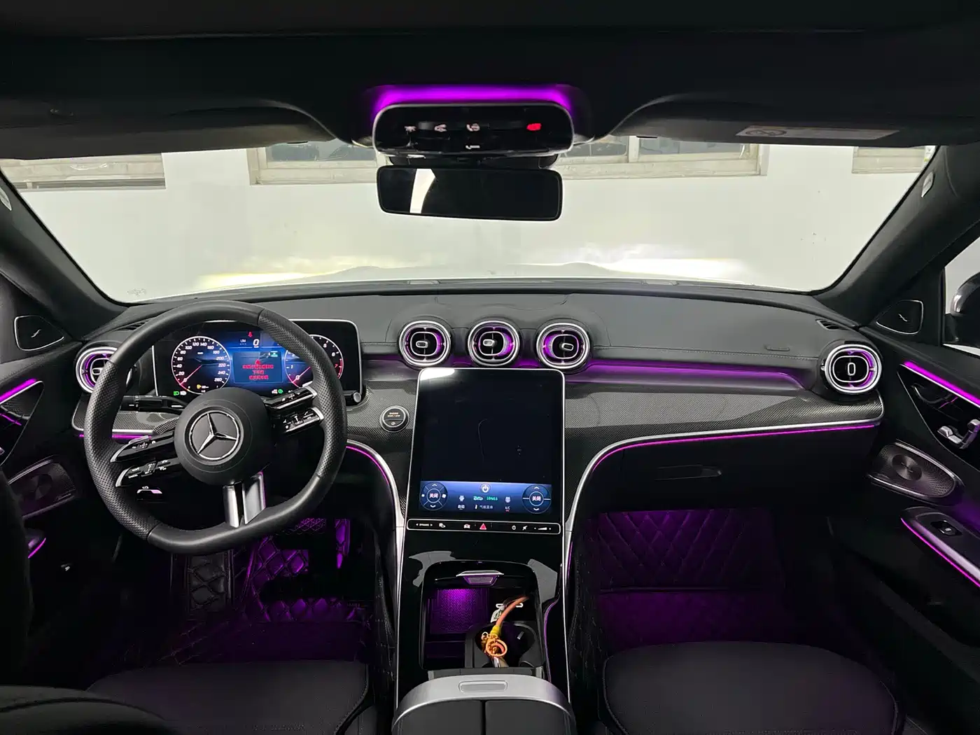 Mercedes-Benz C-Class 2025 C 260 L Night Sport Edition фото 5